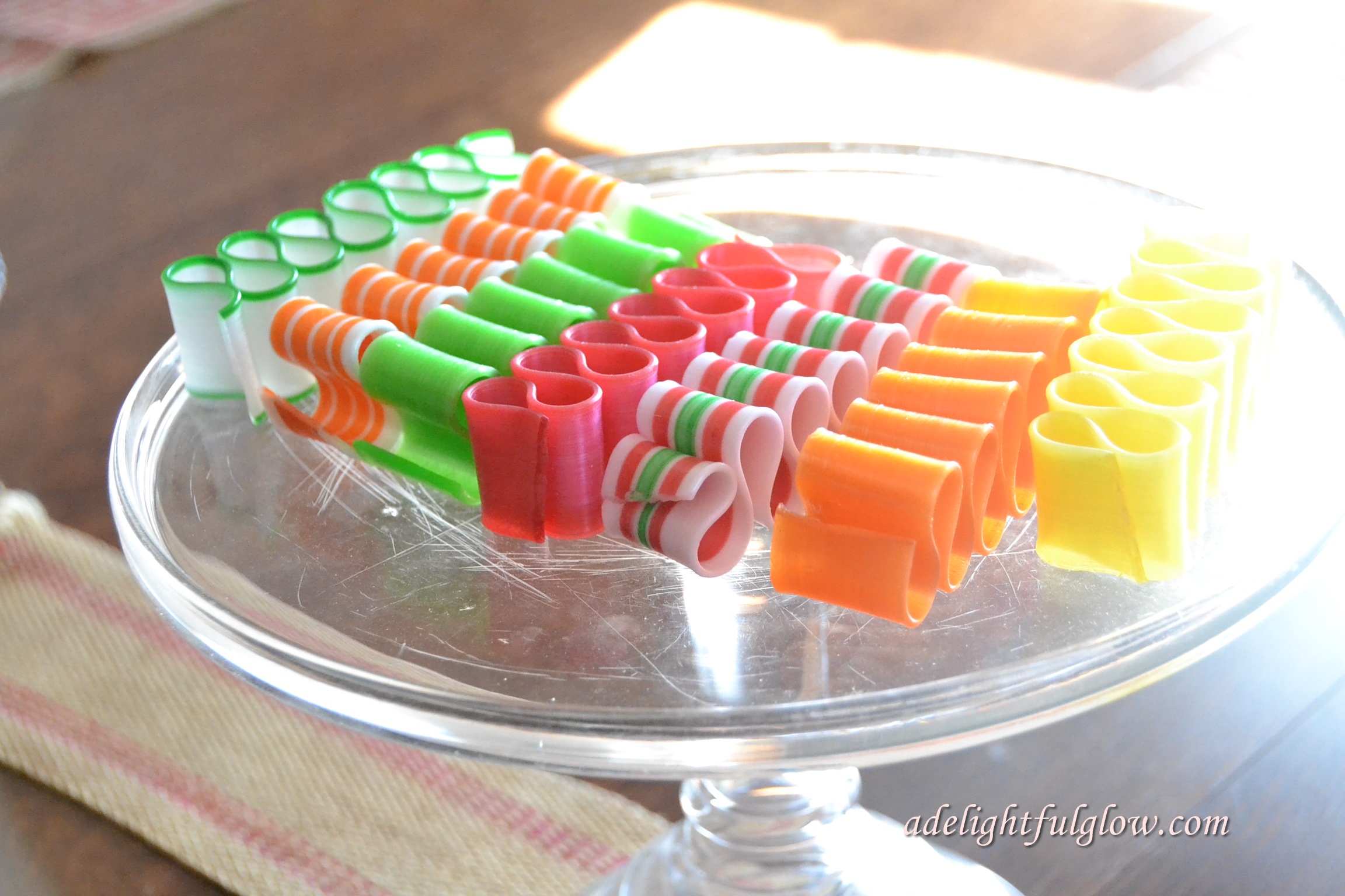 Ribbon Candy ⋆ A Delightful Glow
