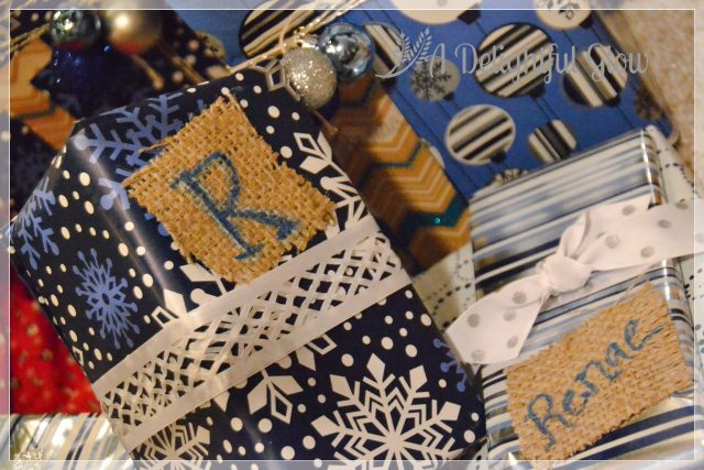 christmas-gifts-with-burlap-name-tags-15